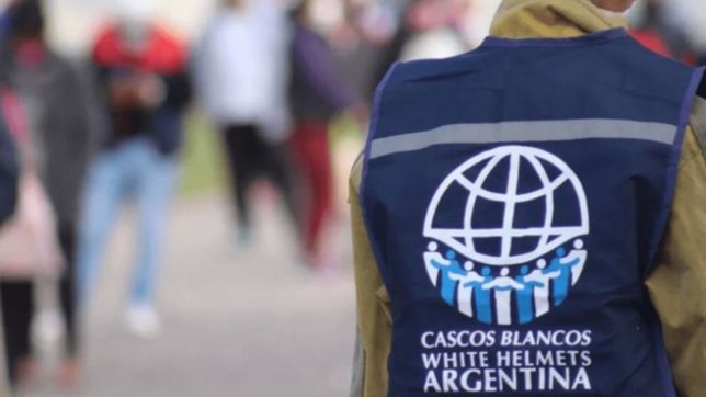 argentina envia a cascos blancos para asistir a quienes emigran de ucrania