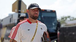otamendi firmo con river y visitara el bosque jugando contra gimnasia otamendi firmo con river y visitara el bosque jugando contra gimnasia