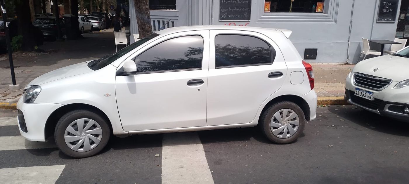El auto fue recuperado por los agentes cerca de Plaza Moreno. El ladr&oacute;n fue trasladado a la comisar&iacute;a Primera de La Plata