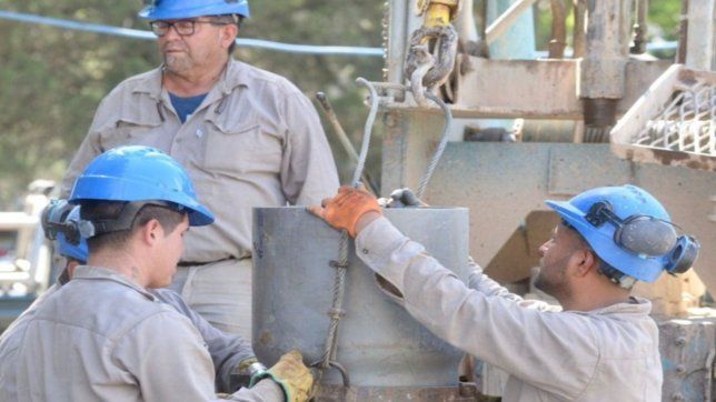 la provincia recibira 75 millones de dolares para mejorar el servicio de agua potable