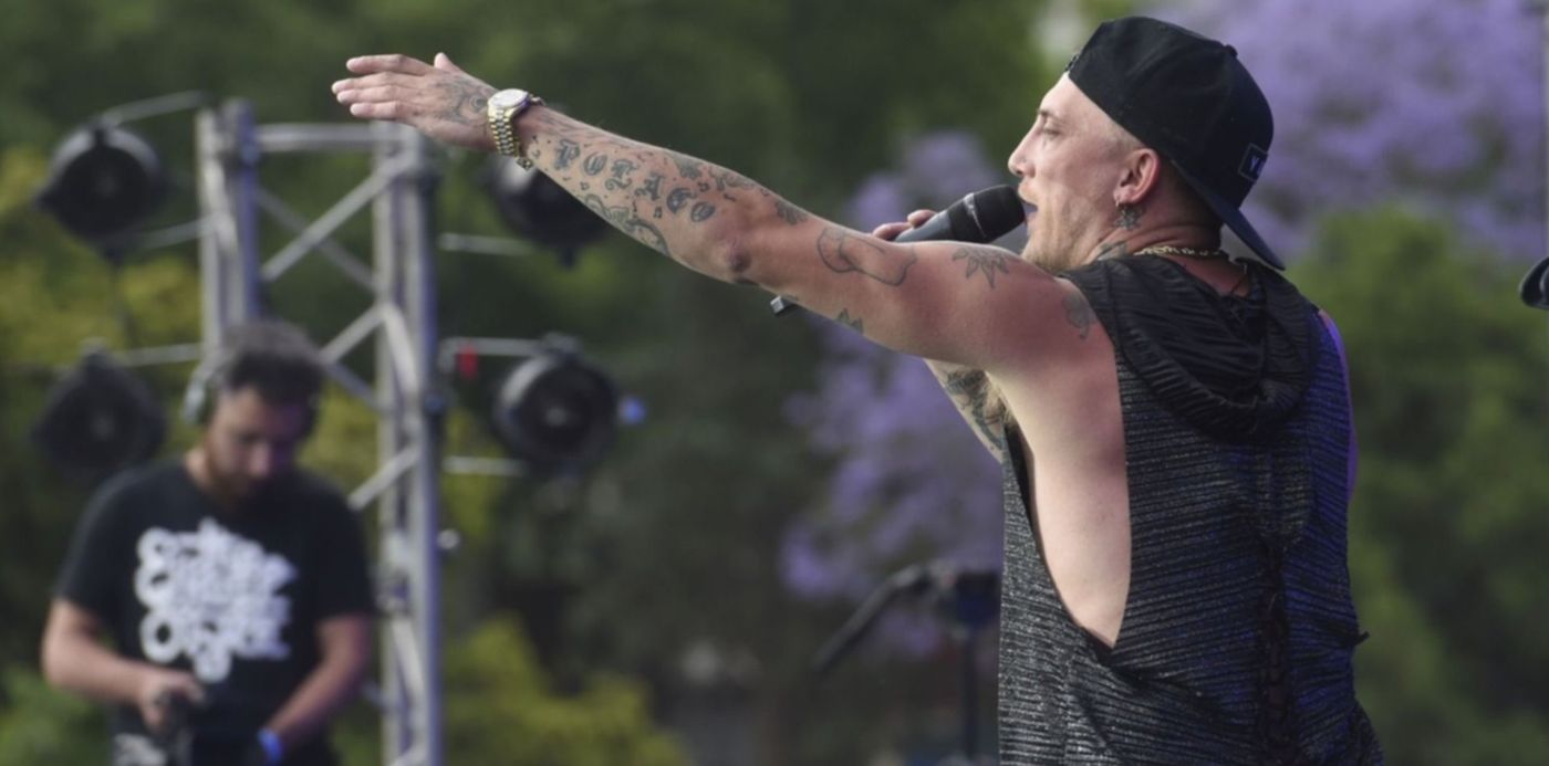 1543186741103.jpg?y=172&width=1483&height=742&rotate=0&x=10&scaleY=1&ow=1500&oh=914&scaleX=1&&cw=1920&ch=950