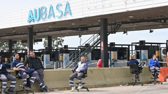 moyano apunto contra la provincia y reclamo por un aumento de las tarifas de los peajes