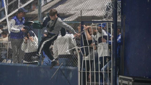 la familia de lolo regueiro busca hinchas afectados por la represion policial en el bosque