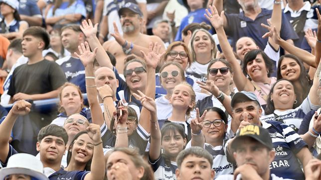 las mejores fotos de la previa de los hinchas de gimnasia en el clasico