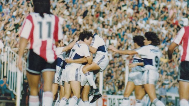 la memorable goleada en uno y el dia del gol del terremoto que hizo temblar la ciudad