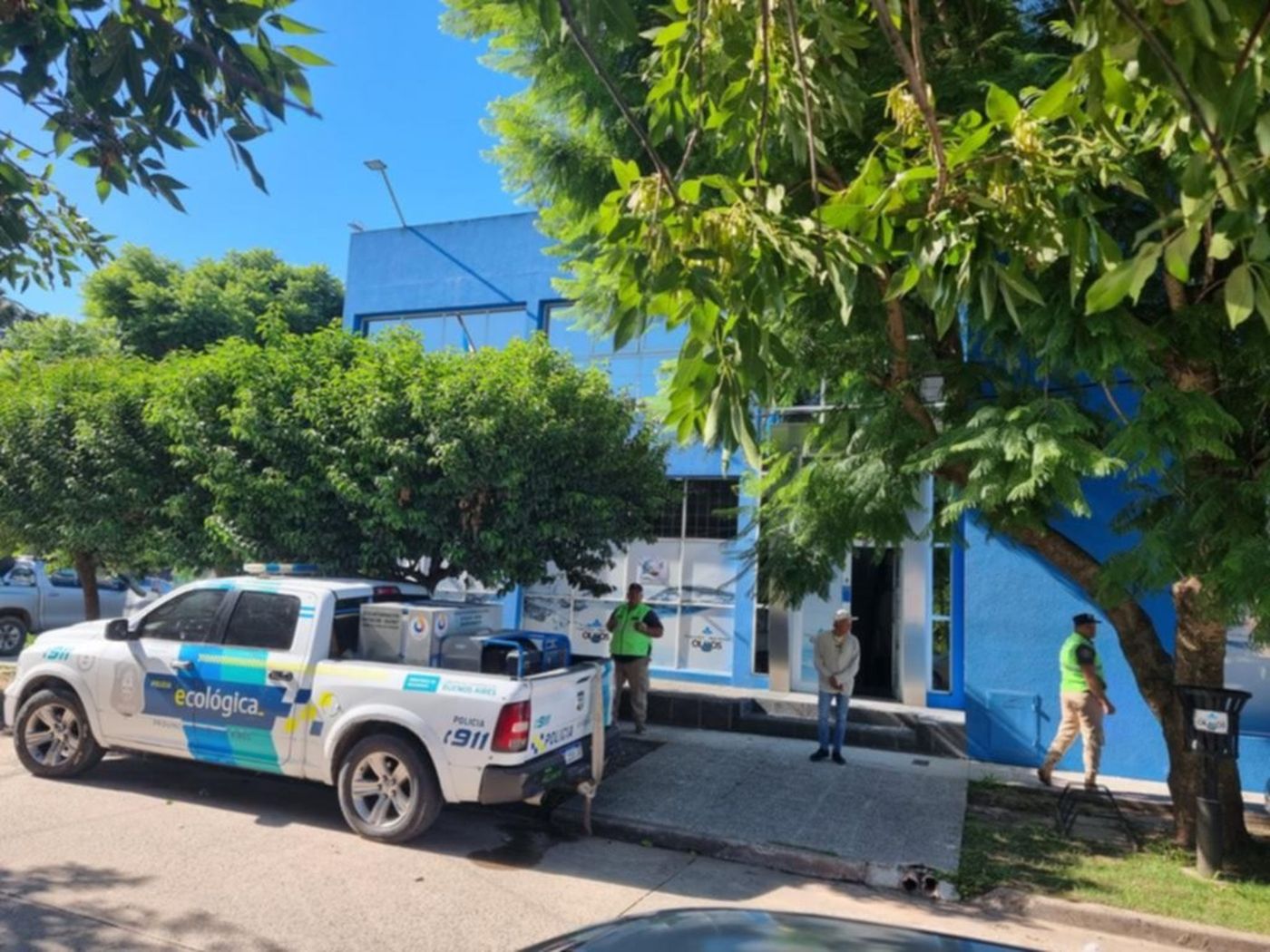 El momento del allanamiento a la Cooperativa de Agua de Olmos