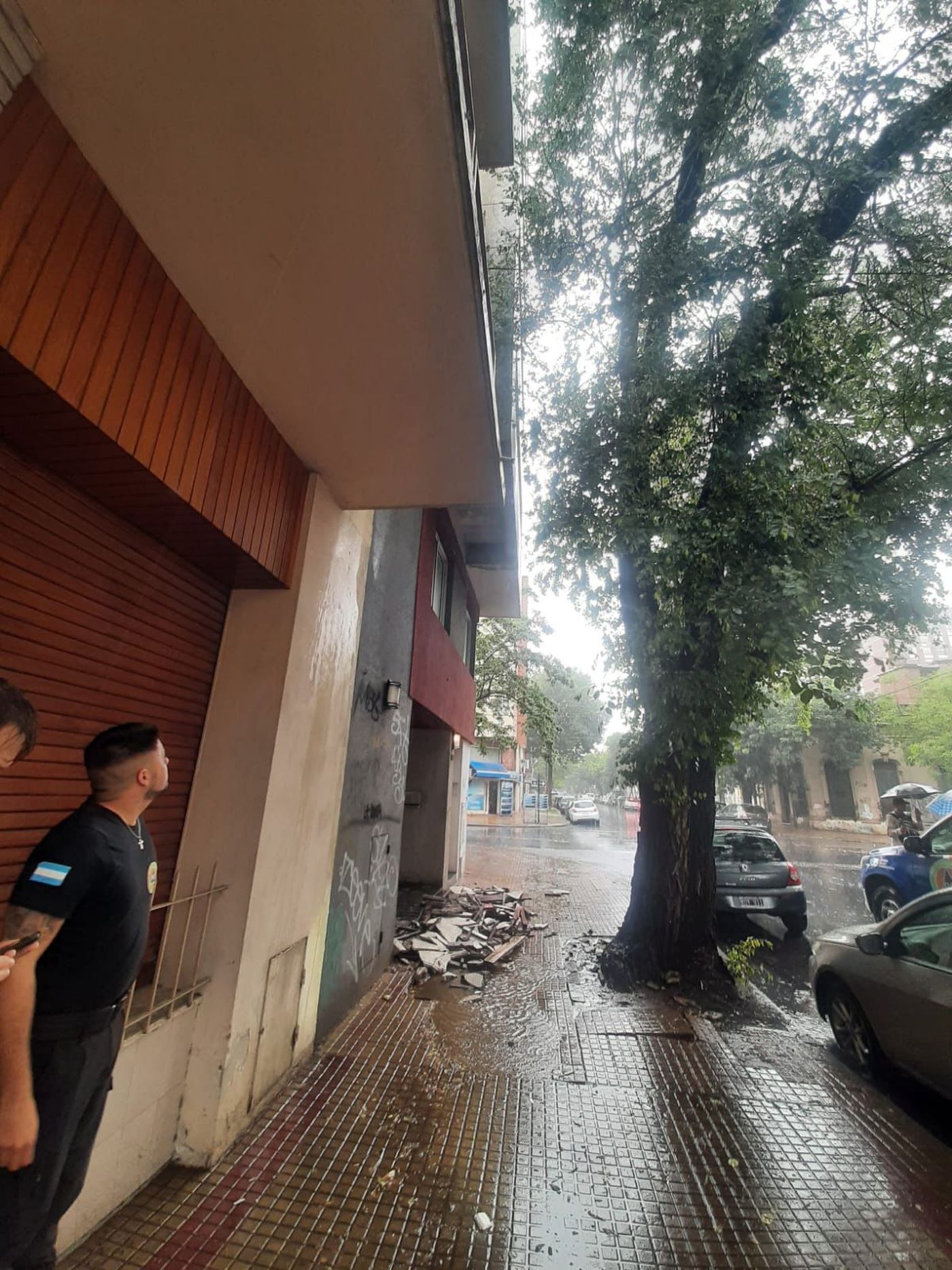 As&iacute; qued&oacute; la mamposter&iacute;a ca&iacute;da tras el grave incidente en La Plata que, milagrosamente, no termin&oacute; en tragedia.