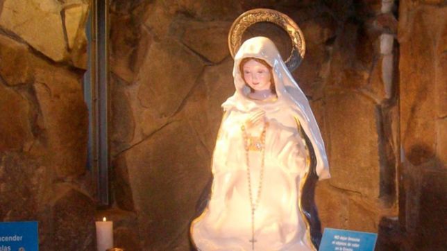 la historia de la virgen que produce desmayos en salta y que llegara a la plata