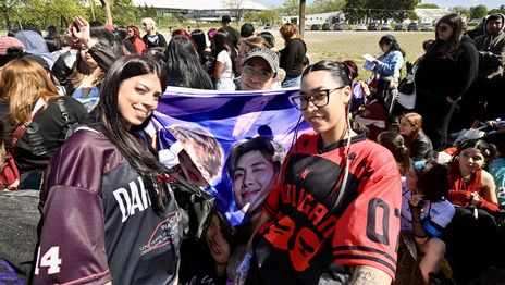 Abrieron las puertas para los fanáticos VIP y crece la expectativa por los shows de BTS