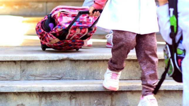 analizan implementar nuevos aumentos en los colegios privados