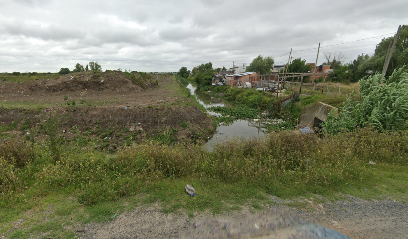 Asentamiento Villa Castells 4 bis entre 502 y 503