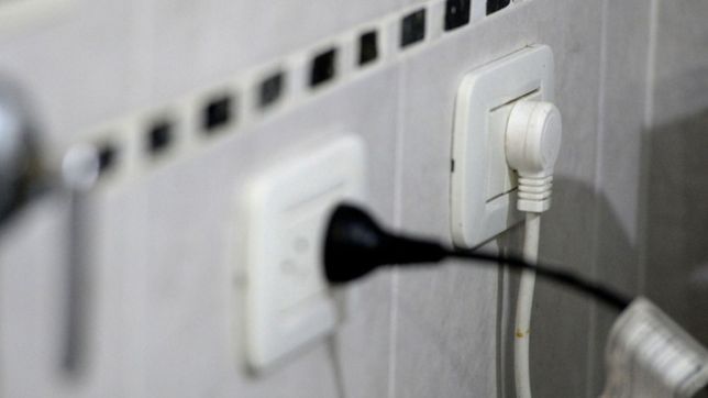 ¿quienes tienen que anotarse a partir de hoy para mantener los subsidios de luz y gas?