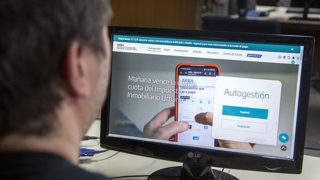 arba postergo el vencimiento de dos impuestos que se cobran en toda la provincia