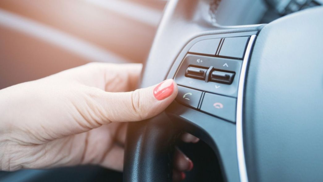 ¿Qué requisitos piden y cómo anotarse en la remisería exclusiva para mujeres en La Plata?