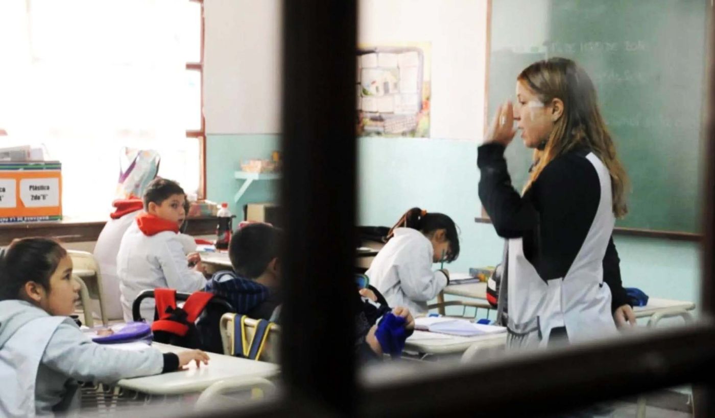 Maestra docentes aula 2.jpg