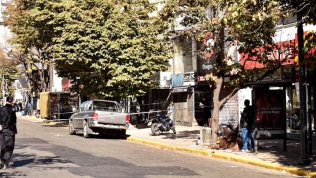 dejalo, ya esta jugado: asi abandonaron a uno de los ladrones despues del tiroteo