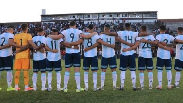 con dos jugadores de estudiantes, la seleccion argentina debuta en el preolimpico