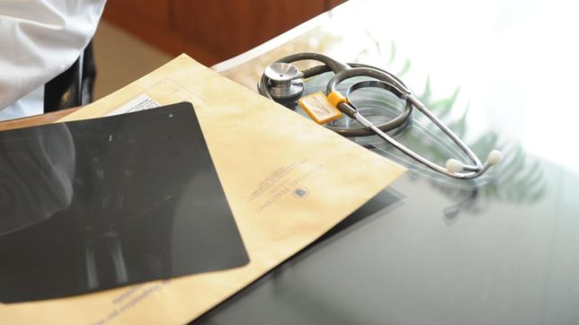 el gobierno autorizo un nuevo aumento en las prepagas y obra sociales