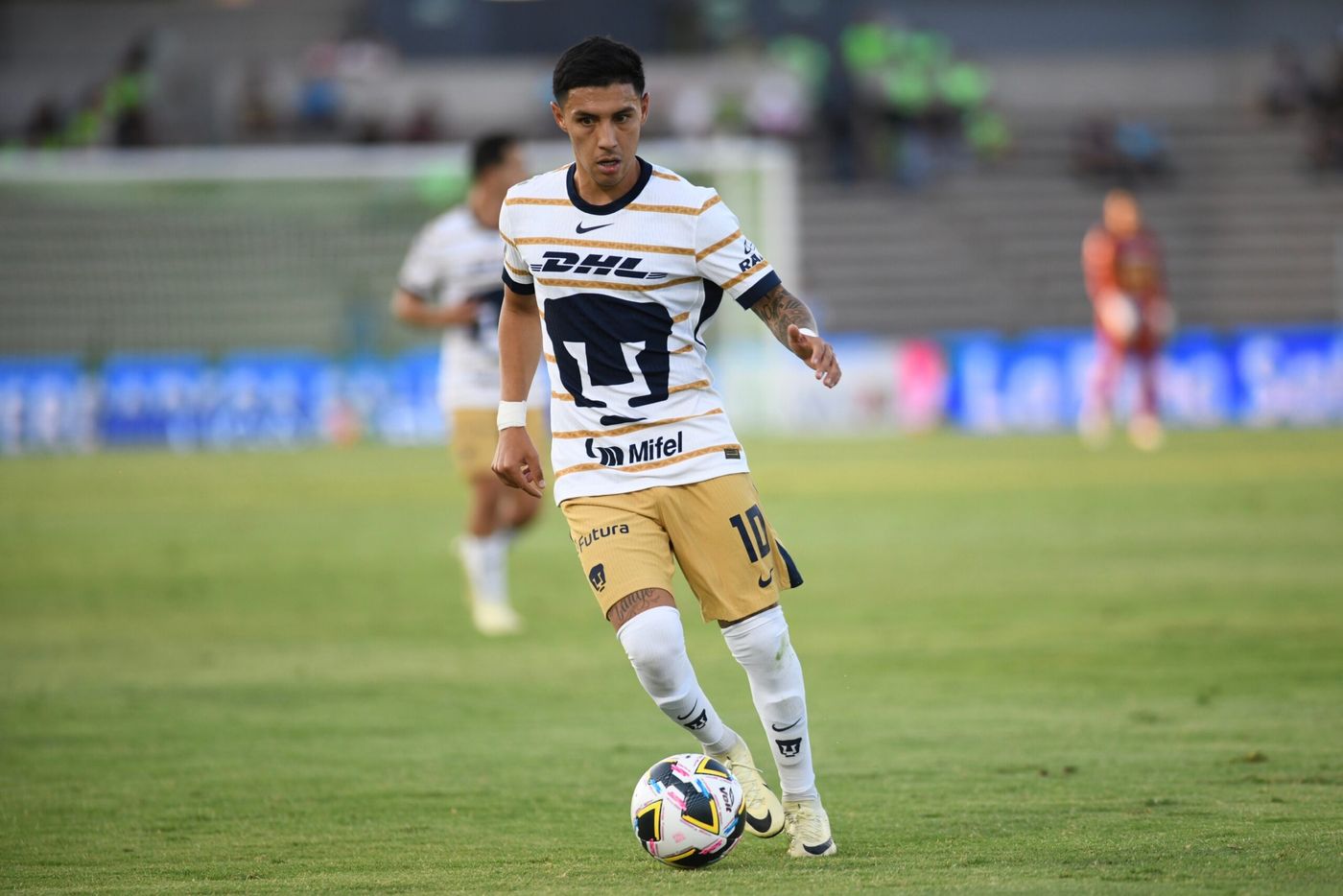 Leonardo Suárez Pumas UNAM