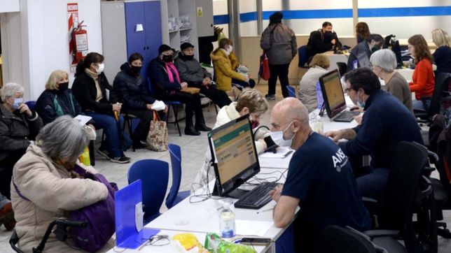 los bonos de la anses: ¿que extras se pagan en octubre, noviembre y diciembre?