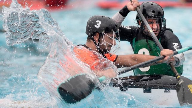 el boom del kayak polo en la plata, un deporte que crece a paso agigantado