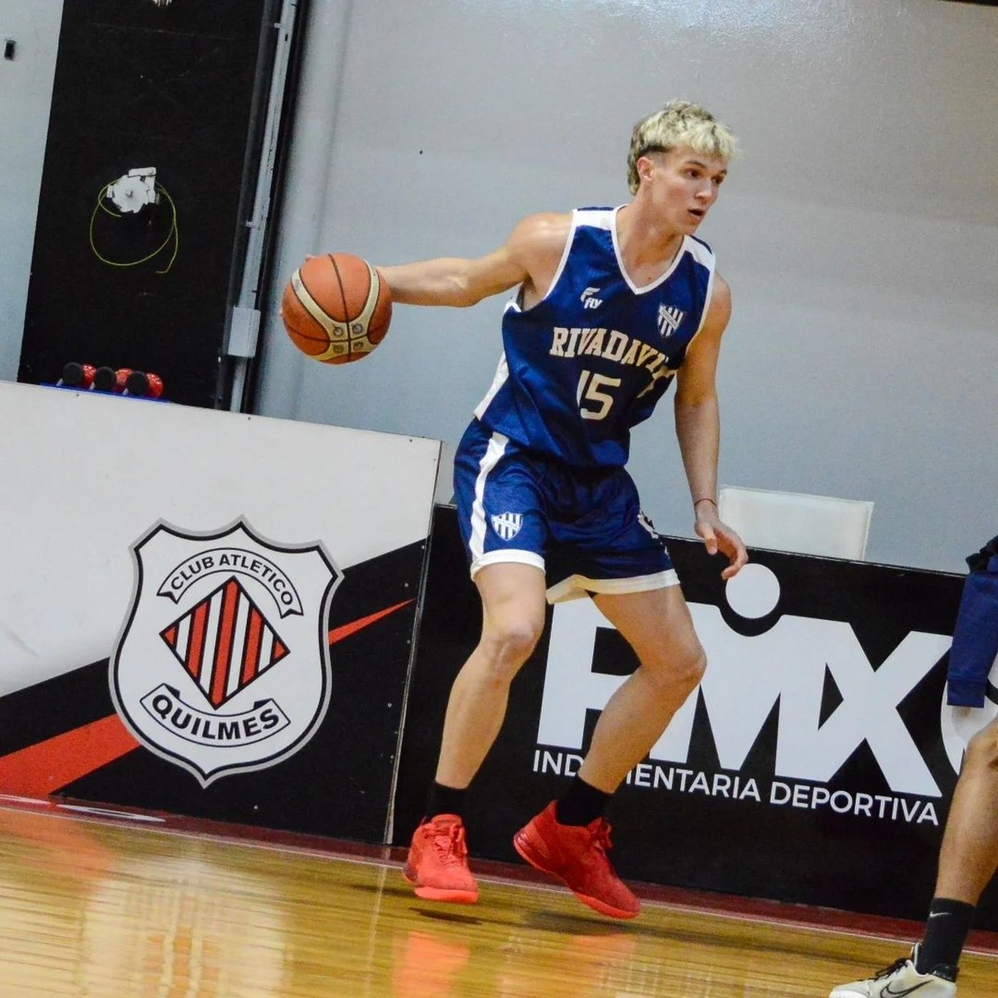 Benjamín Amieva en acción, en Rivadavia de Necochea Benjamín Amieva en acción, en Rivadavia de Necochea