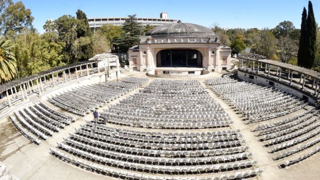 buscan declarar patrimonio historico al teatro del lago