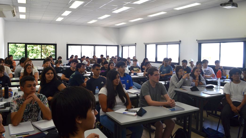 Con la materia Matemáticas para Ingeniería, la UNLP inauguró el ciclo lectivo 2025