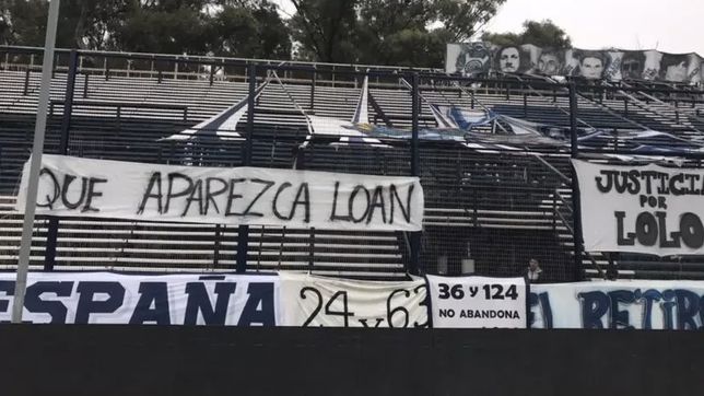 la bandera que colgaron los hinchas de gimnasia pidiendo por la aparicion de loan