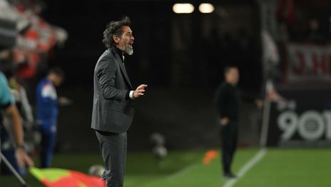 Domínguez amagó con irse, pero por ahora se queda y le mandó un mensaje a la dirigencia Domínguez amagó con irse, pero por ahora se queda y le mandó un mensaje a la dirigencia