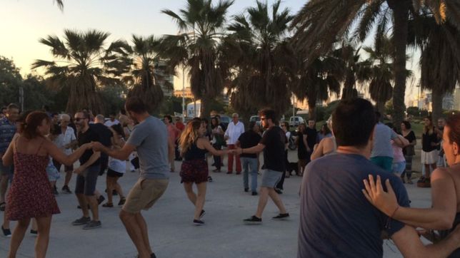 domingo a pleno para disfrutar de espectaculos circenses, musica y danza