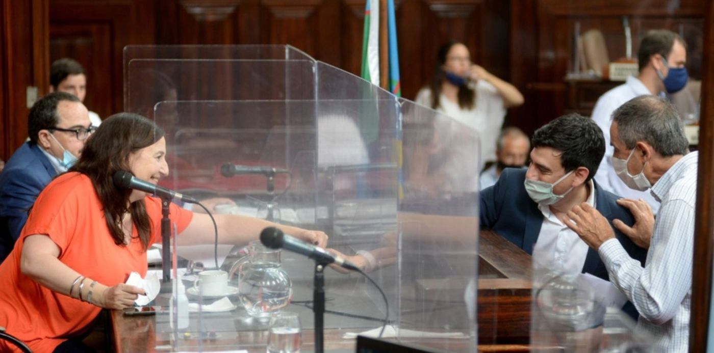 Sesión concejo deliberante regreso al recinto en pandemia  - Sesión concejo deliberante regreso al recinto en pandemia Cid Chucho Gómez Frangul