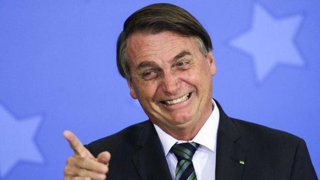 bolsonaro dice que el y sus ministros apoyan la polemica copa america en brasil
