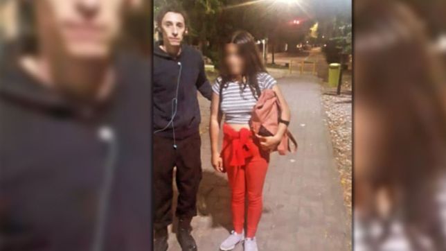encontraron en una plaza de la plata a una nena que estaba desaparecida