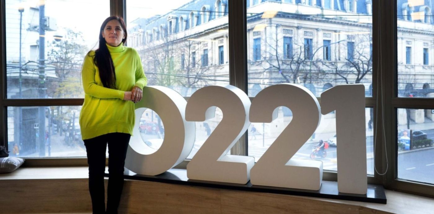 Luana Simioni FIT -0009 - Luana Simioni