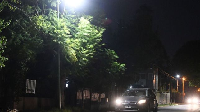 una amplia zona del norte de la plata sumo iluminacion con luces led