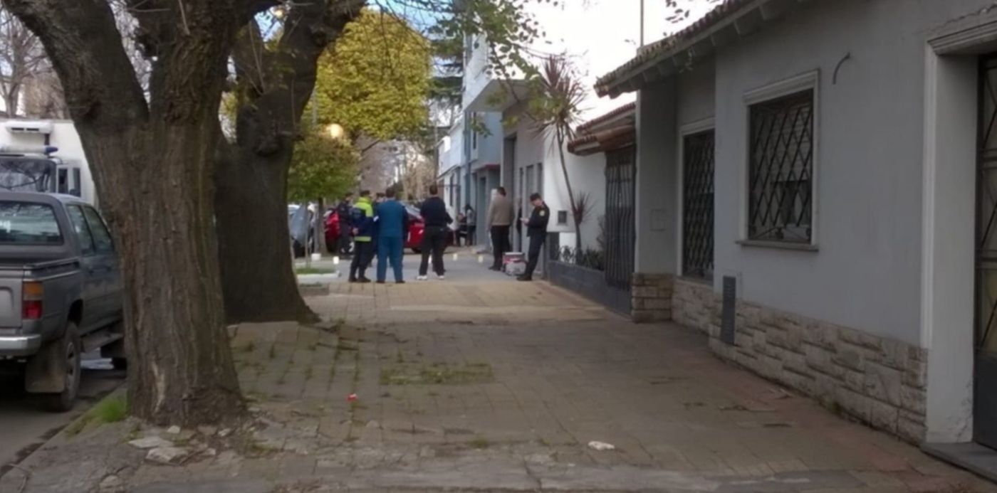 1535085811042.jpg?x=3&scaleX=1&scaleY=1&ow=1280&y=86&width=1266&height=633&rotate=0&oh=719&&cw=1920&ch=950