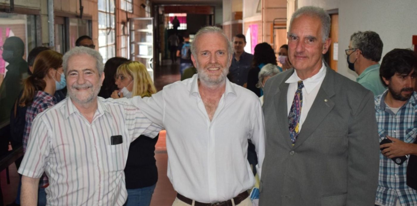 Elección de decano de Exactas