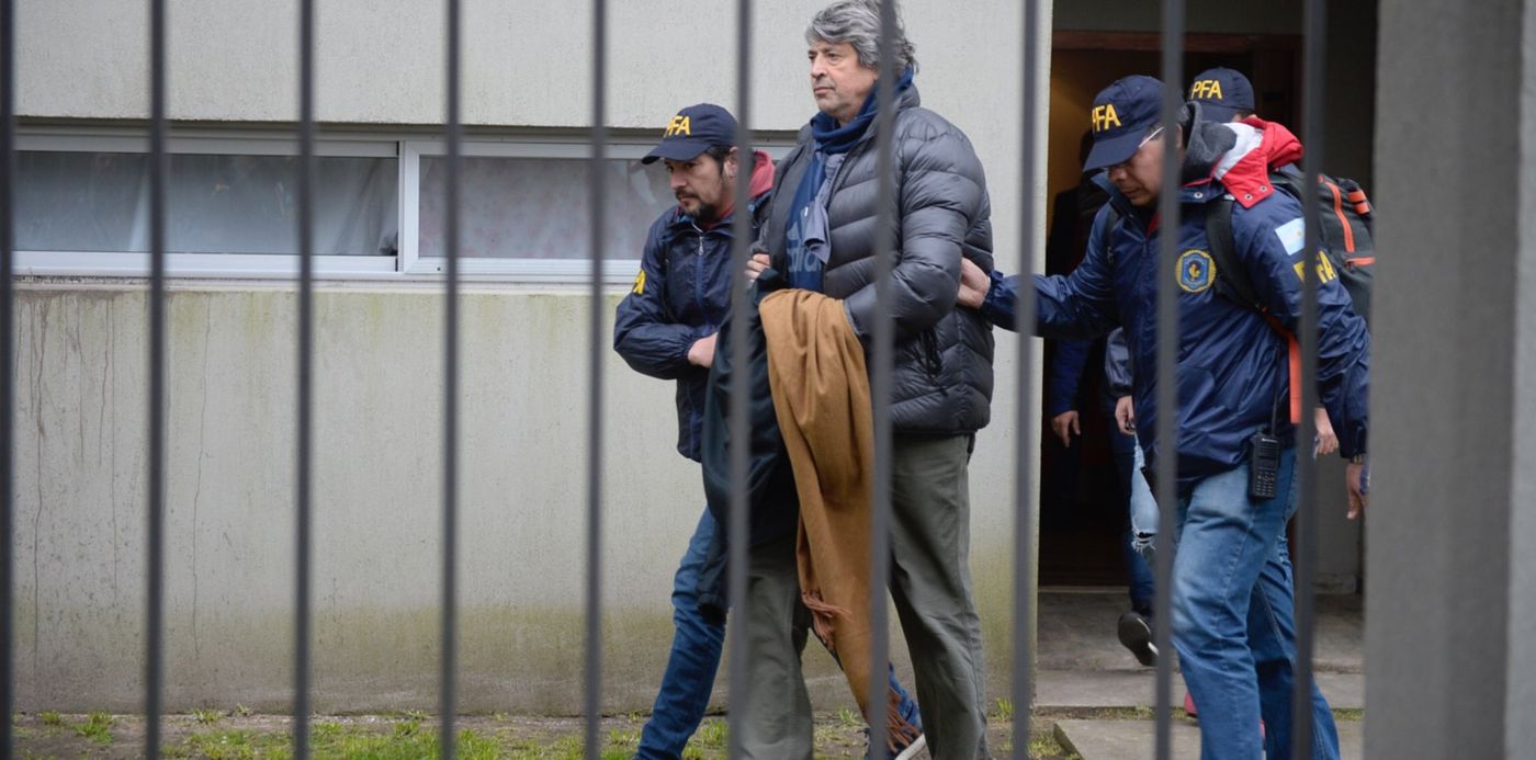 1535371398398.jpg?x=21&width=2280&height=1140&scaleX=1&oh=1536&y=290&rotate=0&scaleY=1&ow=2312&&cw=1920&ch=950