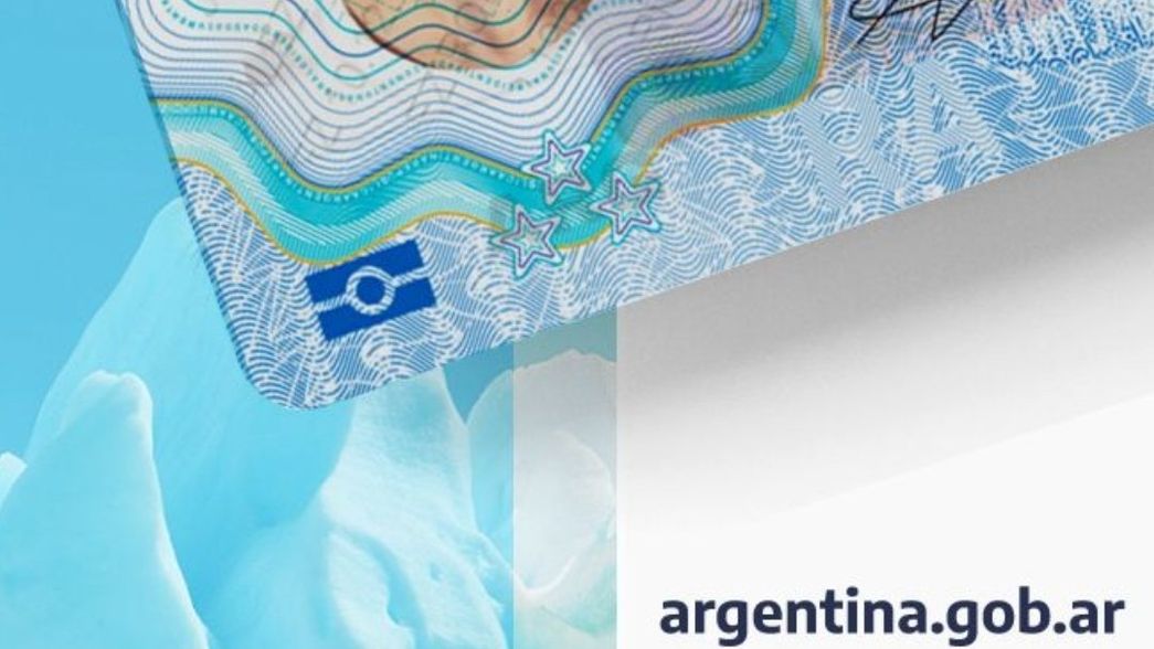 Se lanzó un nuevo DNI, con chip y código QR