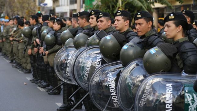 ¿donde estara el puesto operativo de gendarmeria en la plata y cuantos agentes tendra?