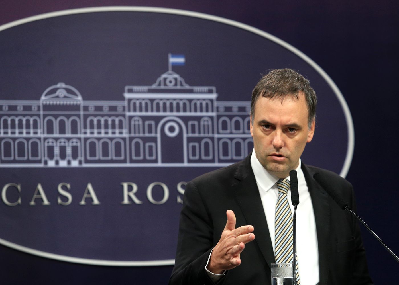 Manuel Adorni (5).jpg