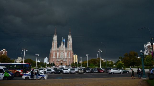 niebla, chaparrones y tormentas aisladas: ¿como va a seguir el clima en la plata?