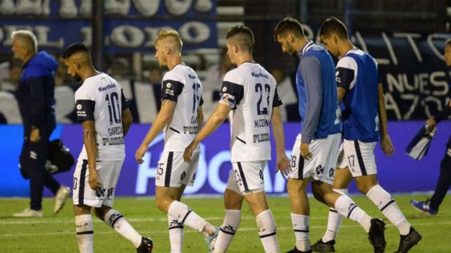 el lobo no pudo en la vuelta de maradona y cayo con un rival directo por el descenso