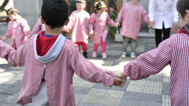 un jardin platense se moviliza contra el desalojo, pero la comuna garantiza su continuidad