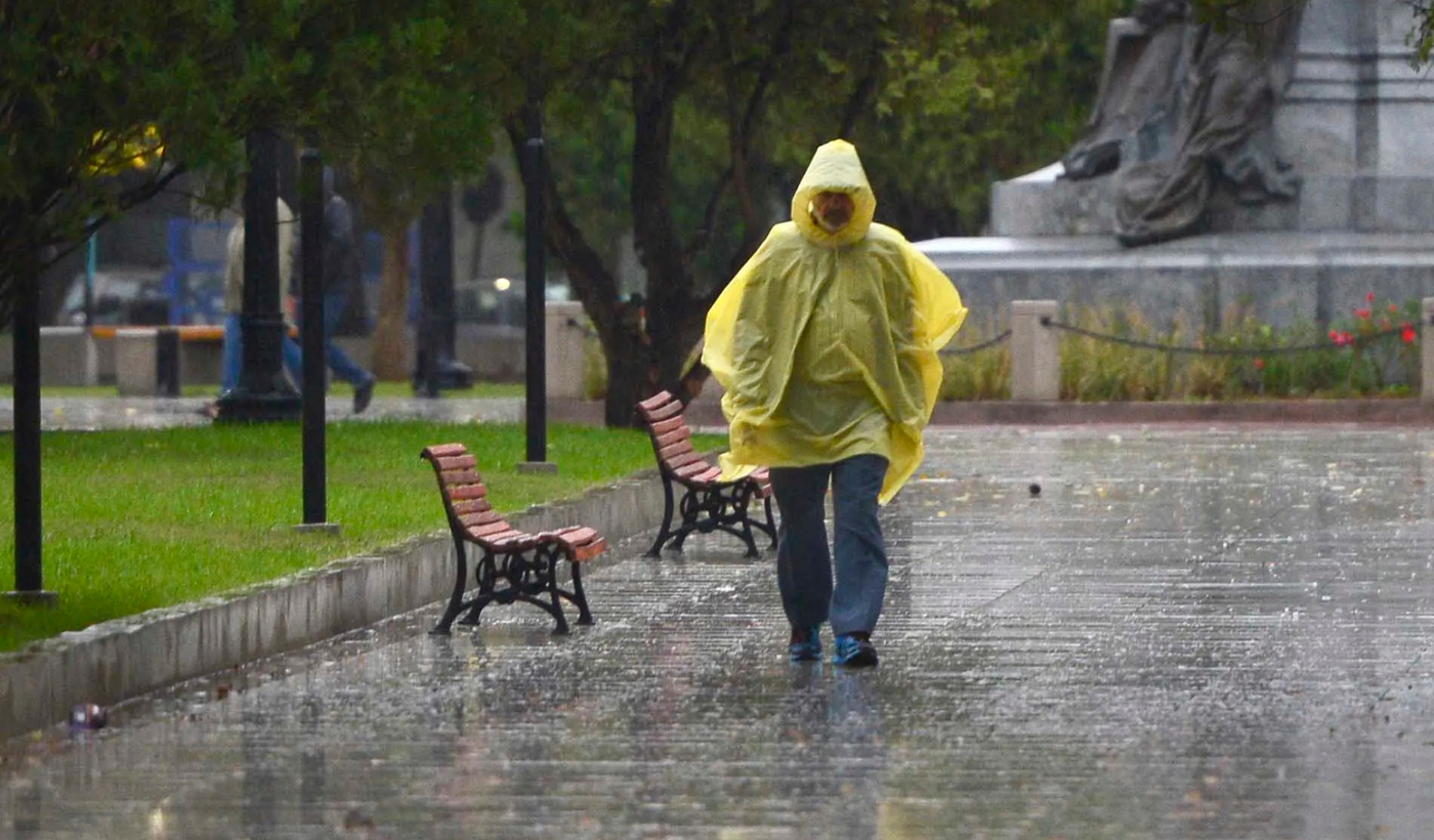 lluvia-tormenta-la-platapng