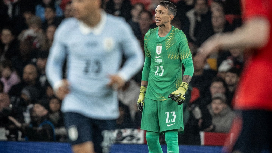 Con Muslera de titular, la Selección uruguaya rescató un empate contra Inglaterra