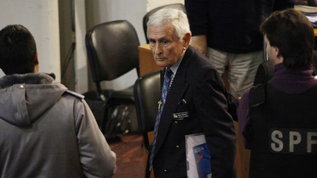 avanza en la plata un nuevo juicio contra el genocida miguel etchecolatz