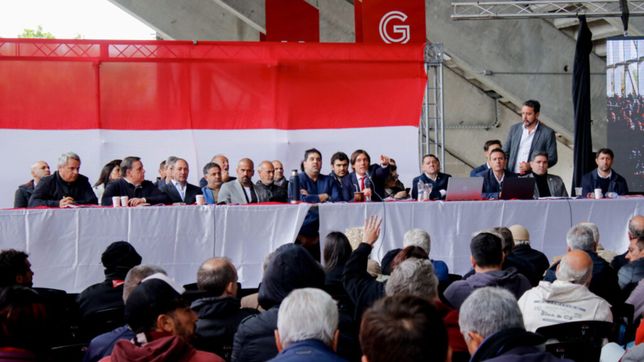 estudiantes prepara una asamblea con un nuevo record y un registro historico