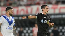 sebastian martinez beligoy, el arbitro de estudiantes vs. racing con saldo a favor para el pincha sebastian martinez beligoy, el arbitro de estudiantes vs. racing con saldo a favor para el pincha